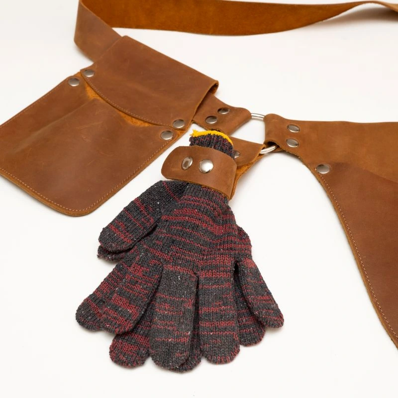 Glove Holder - Keeps your gloves secure and always within reach.