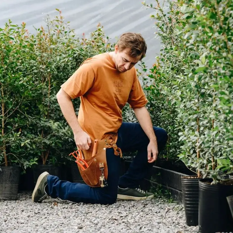 Botanica Garden Tool Belt -professional organization with an elegant look